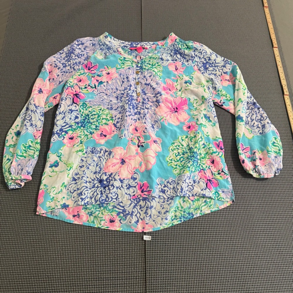 Lilly Pulitzer Womens Large Blue Pink Floral Smocked Button Front Blouse Top
